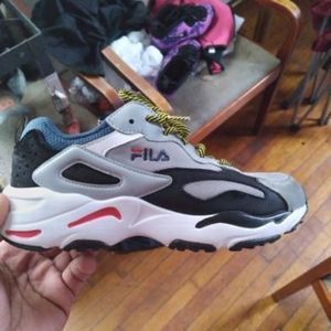 Fila Ray Tracer size 5.5